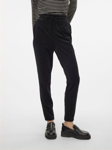 VERO MODA Tapered Trousers 'LEA' in Black: front