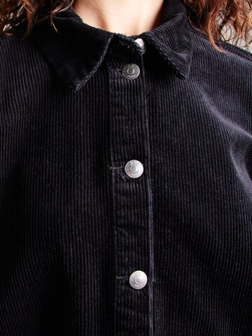JDY Blus i svart