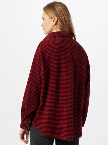 Missguided Between-Season Jacket in Red