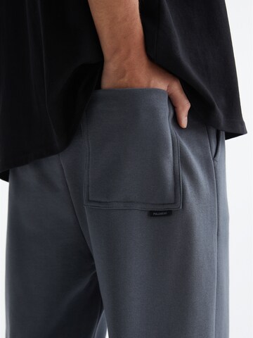 Pull&Bear Loose fit Pants in Grey