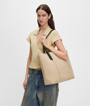 Liebeskind Berlin Shopper in Beige: Vorderseite