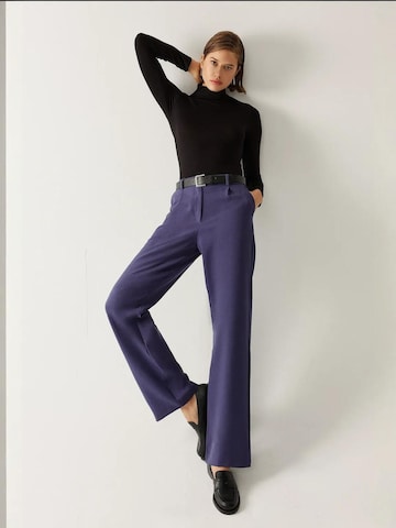 Hiccup - Calças com pregas em azul