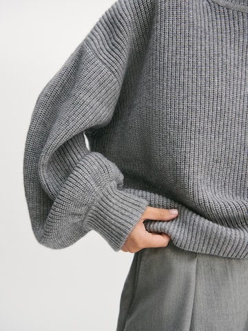 ABOUT YOU x Marie von Behrens Sweater 'Ida' in Grey