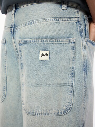Pull&Bear Loosefit Shorts in Blau