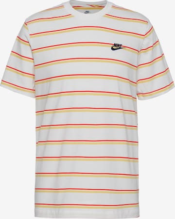 Nike Sportswear - Camiseta 'Club' en blanco: frente