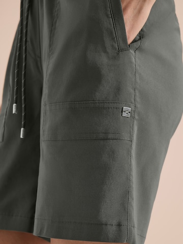CECIL Loosefit Shorts in Grün