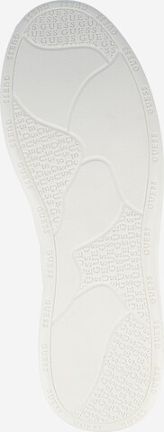 Baskets basses 'VIBO' GUESS en blanc