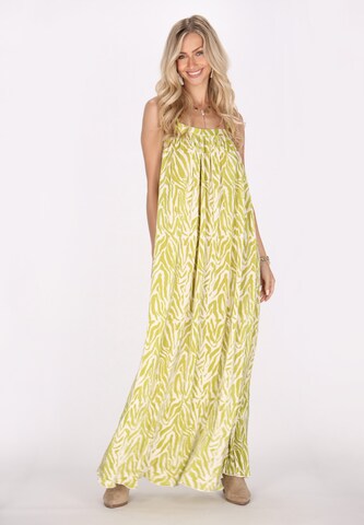 IZIA Dress in Green: front