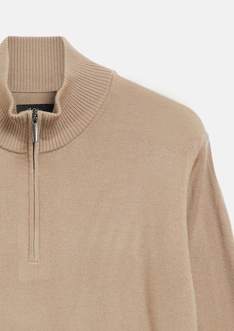 s.Oliver Sweater in Beige: front