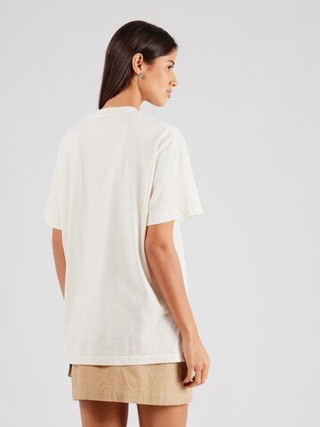OH APRIL T-shirt i beige