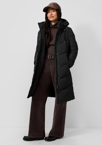 QS Winter coat in Black: front