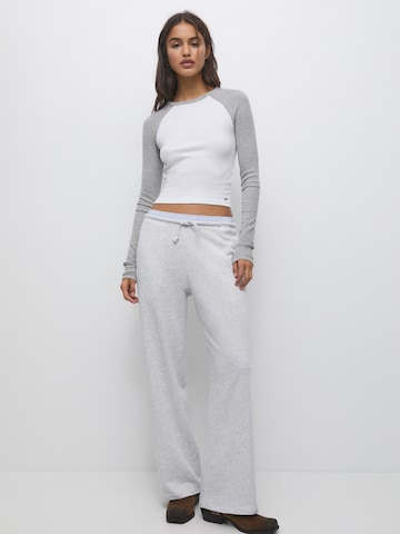 Pull&Bear Wide Leg Hose in Grau