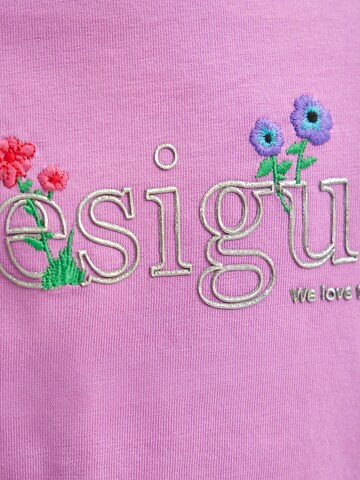 Tricou de la Desigual pe roz