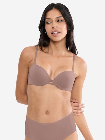 TRIUMPH T-Shirt Bügel-BH ' Red Label Body Make-Up Illusion ' in Beige: Vorderseite