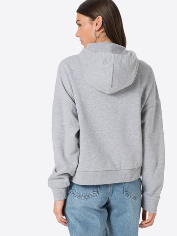 GUESS Sweatshirt in Grey