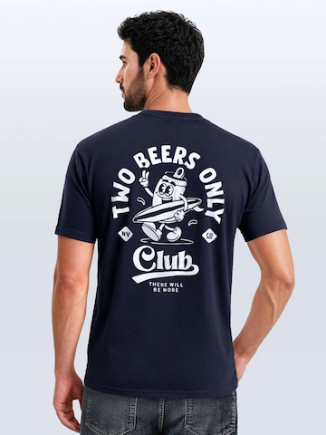 Neverless Shirt 'Two Beers only Backprint'‌‌‌‌ in Blau: Vorderseite