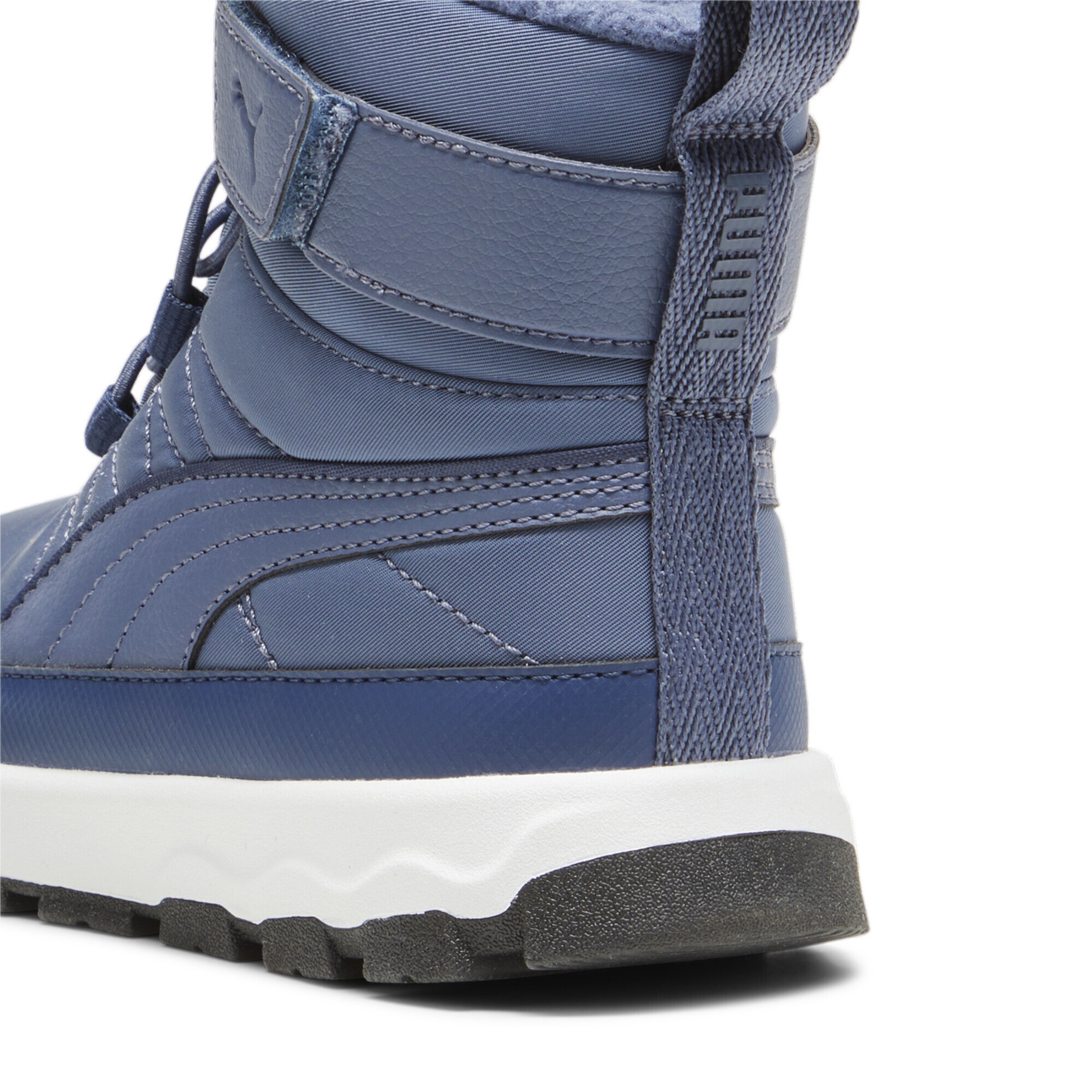 PUMA Snow Boots 'Evolve' in Blue