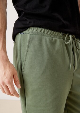 Regular Pantalon QS en vert