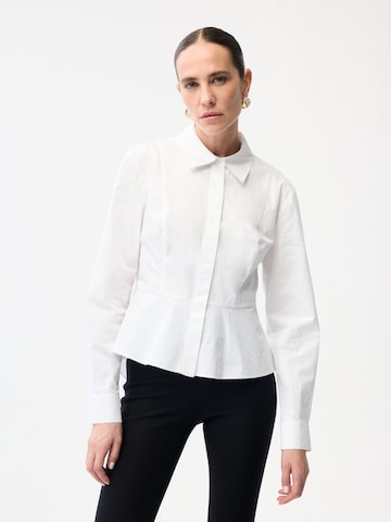 T-shirt adl en blanc : devant