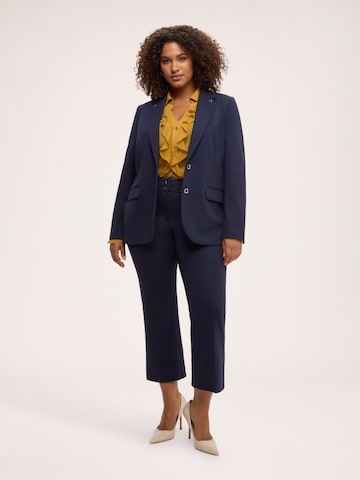 Flared Pantaloni di Fiorella Rubino in blu