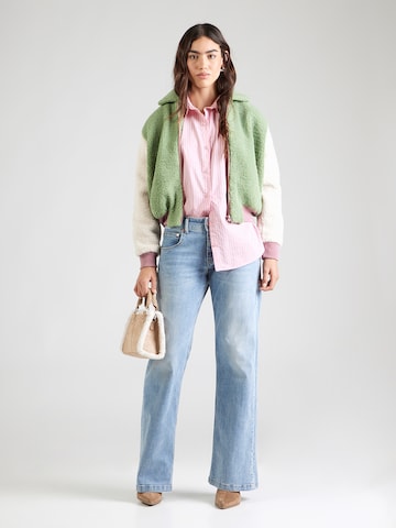 King Louie Prechodná bunda 'Fay' - Zelená