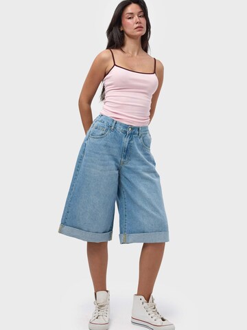 Loosefit Jean 'ELASTICATED BERMUDA DENIM SHORT' IT'S BASIC en bleu : devant