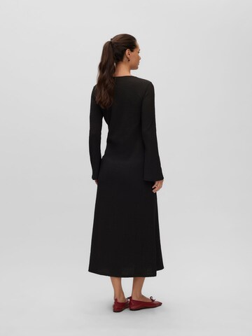 Robe MAMALICIOUS en noir