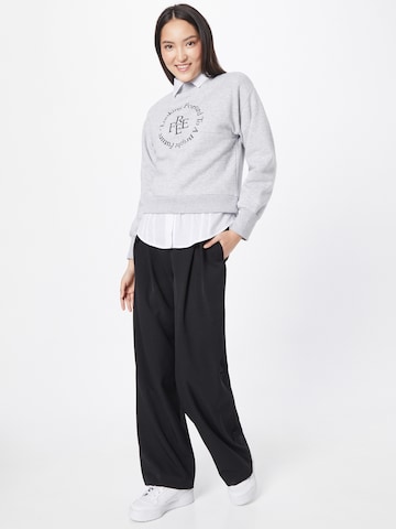 Stitch and Soul Sweatshirt in Grau