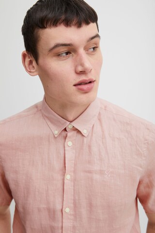 Regular fit Camicia 'Anton' di Casual Friday in rosa