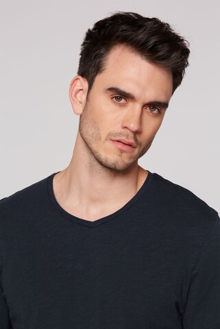 CMPD Longsleeve mit V-Neck in Blau