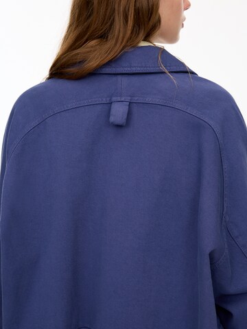 Pull&Bear Tussenjas in Blauw