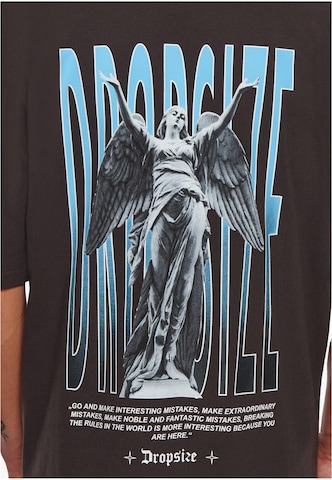 Maglietta 'Heavy Mistakes' di Dropsize in nero