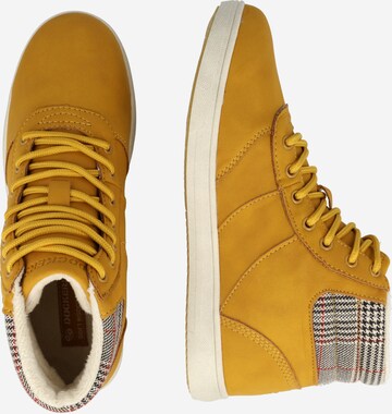 Sneaker alta di Dockers by Gerli in giallo