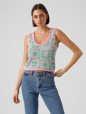 VERO MODA Knitted Top 'Vea' in Green: front