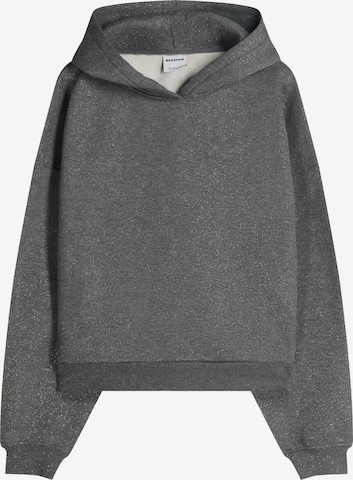 BershkaSweater majica - siva boja: prednji dio