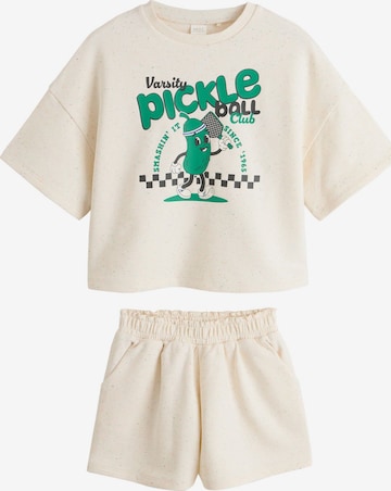 Next Setti värissä beige: etupuoli