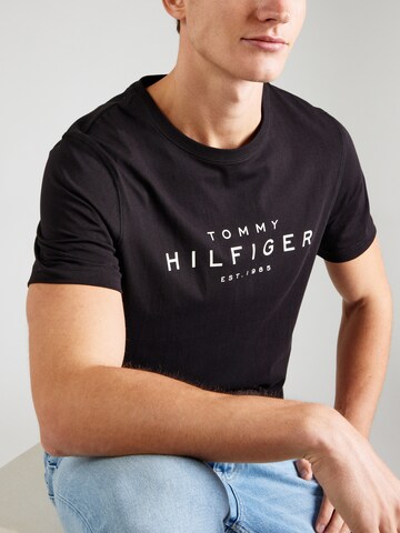 TOMMY HILFIGER Tričko – černá