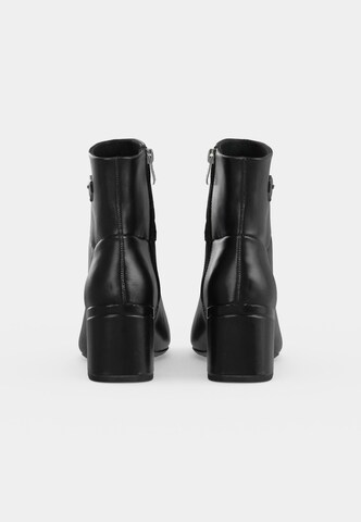 DKNY Poolsaabas 'KENDRA', värv must: tagant vaates