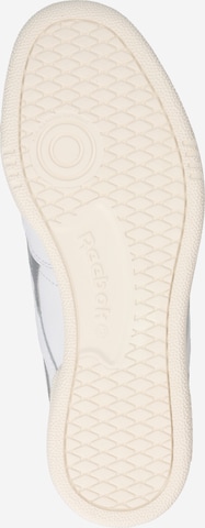 Baskets basses 'Revenge' Reebok en blanc