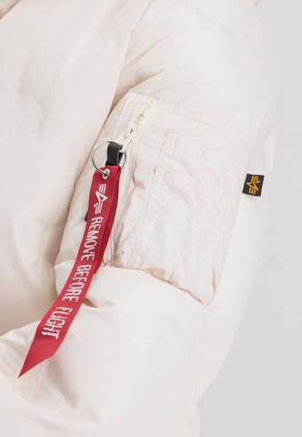 ALPHA INDUSTRIES Winter jacket in White