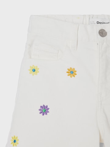 Regular Jeans 'Daisy' de la Desigual pe alb