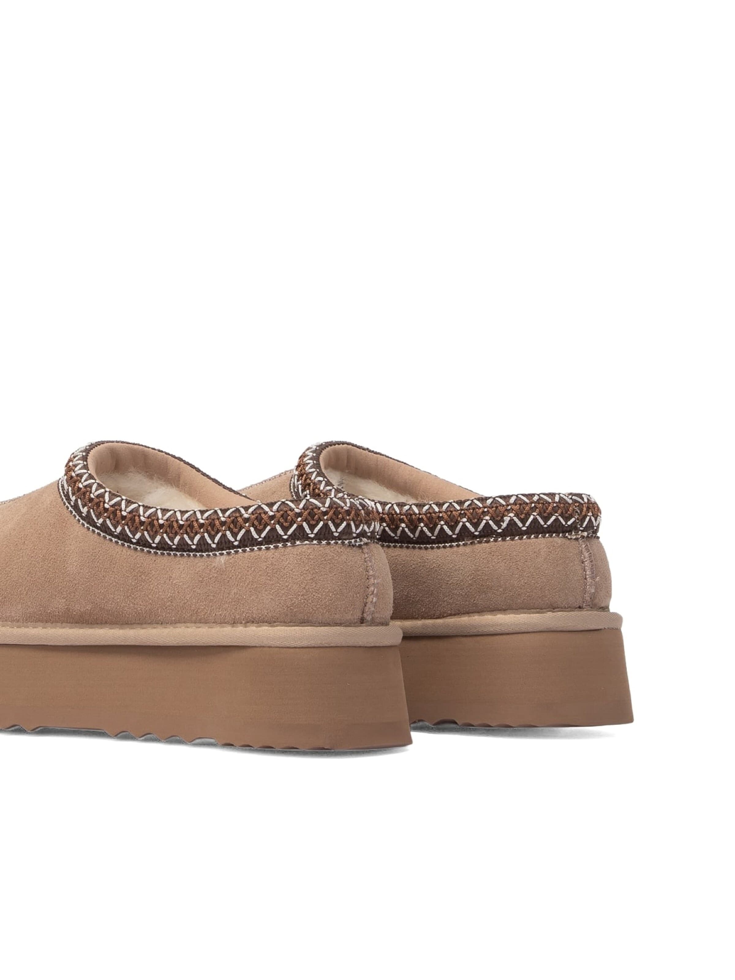 L'Arte Milano Booties in Beige