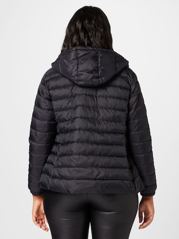 Veste mi-saison 'TAHOE' ONLY Curve en noir