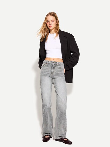 Bershka Wide leg Jeans in Grey