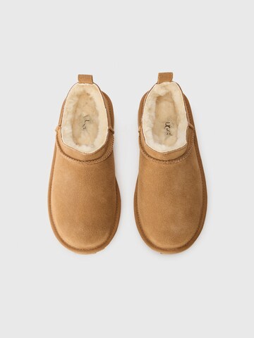 UGG Lage schoen 'Classic' in Bruin