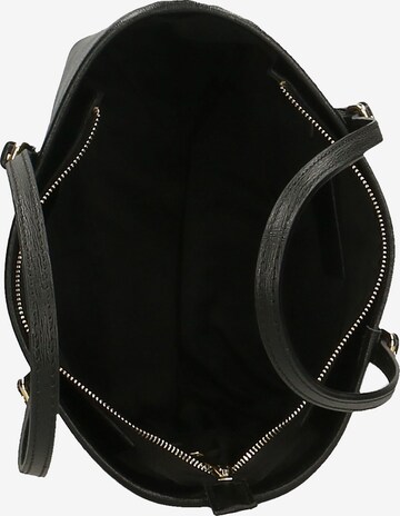 Gave Lux Shoulder Bag in Black