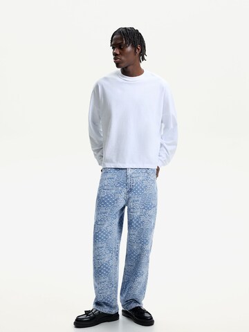 Bershka Ohlapna forma Kavbojke | modra barva: sprednja stran