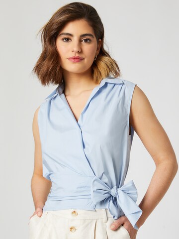 Guido Maria Kretschmer Women Blouse 'Evita' in Blauw: voorkant