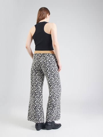 Wide Leg Pantalon à pince 'Mi44laa' ZABAIONE en noir