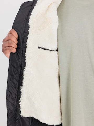 ALPHA INDUSTRIES Regular fit Winter jacket in Black